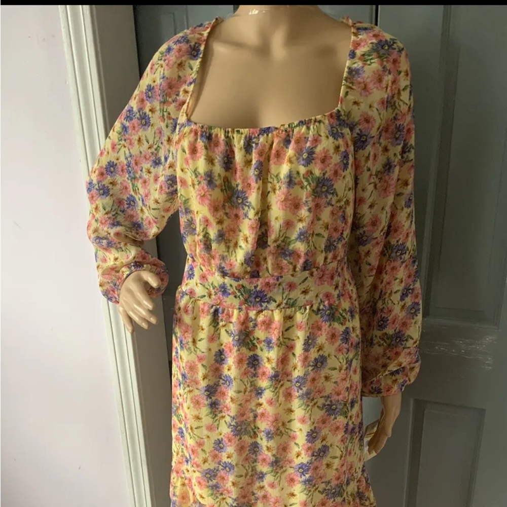 Adorable REWIND XXL Open back dress NWT